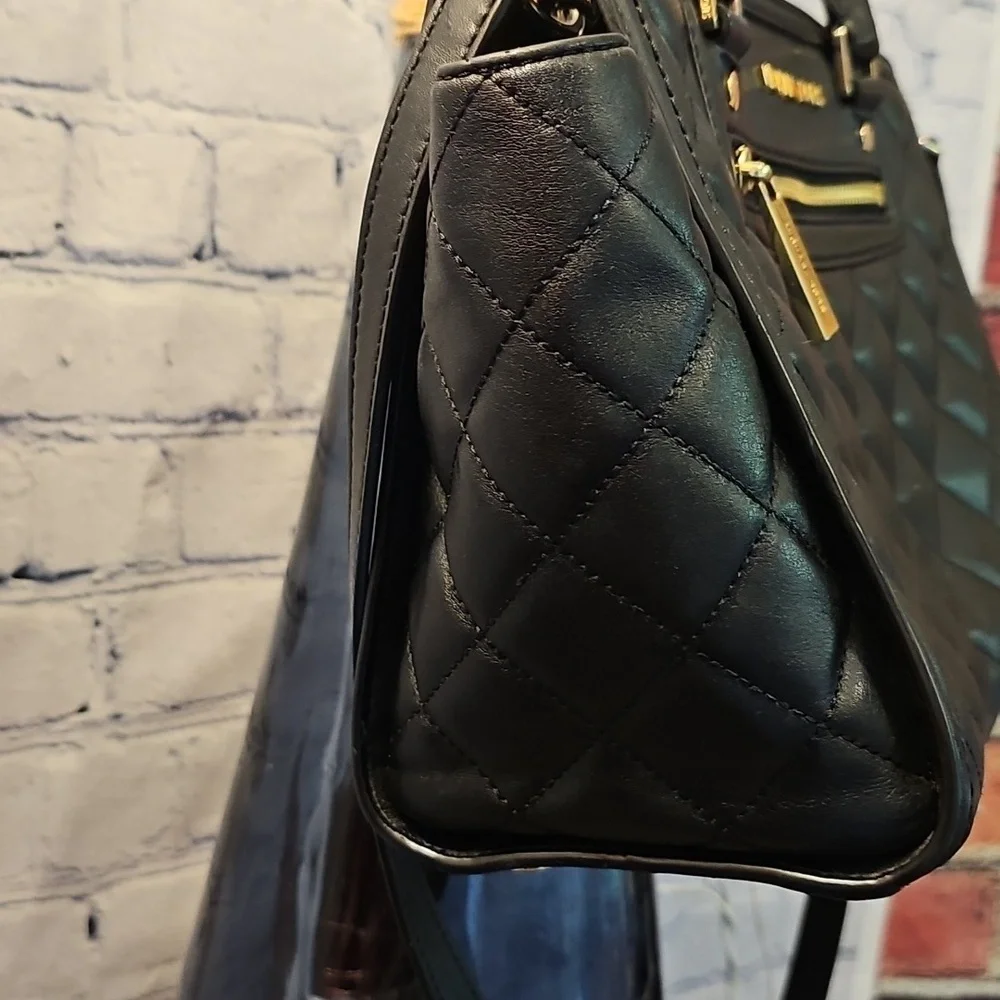 Michael KORS QUILTED Leather Satchel Like New